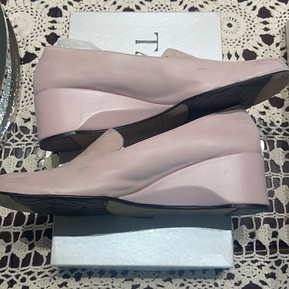 Taryn Rose wedges - Picture 2 of 3